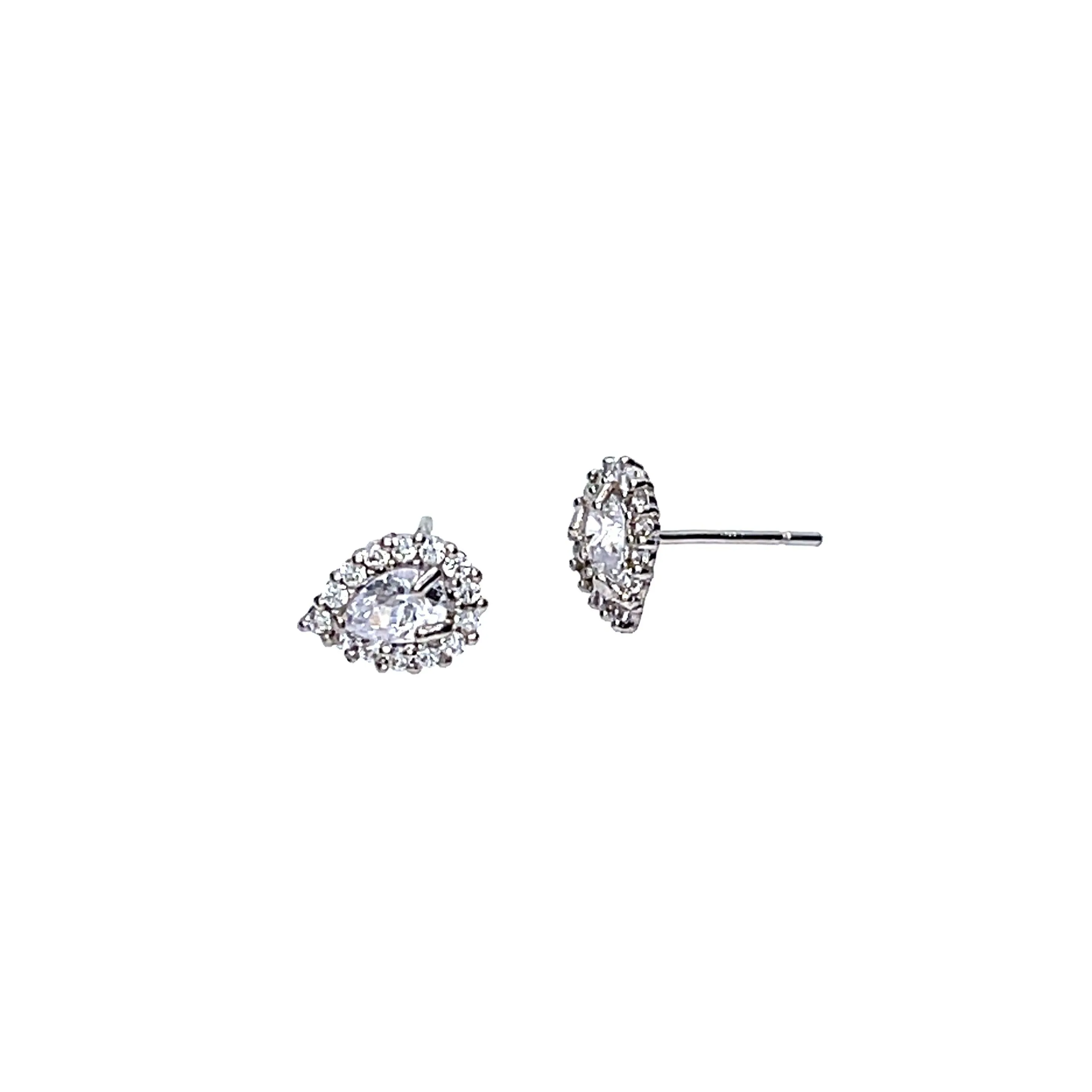 14K Gold Sparkling Pear Studs