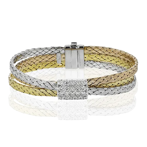 Bangle in 18k Gold with Diamonds