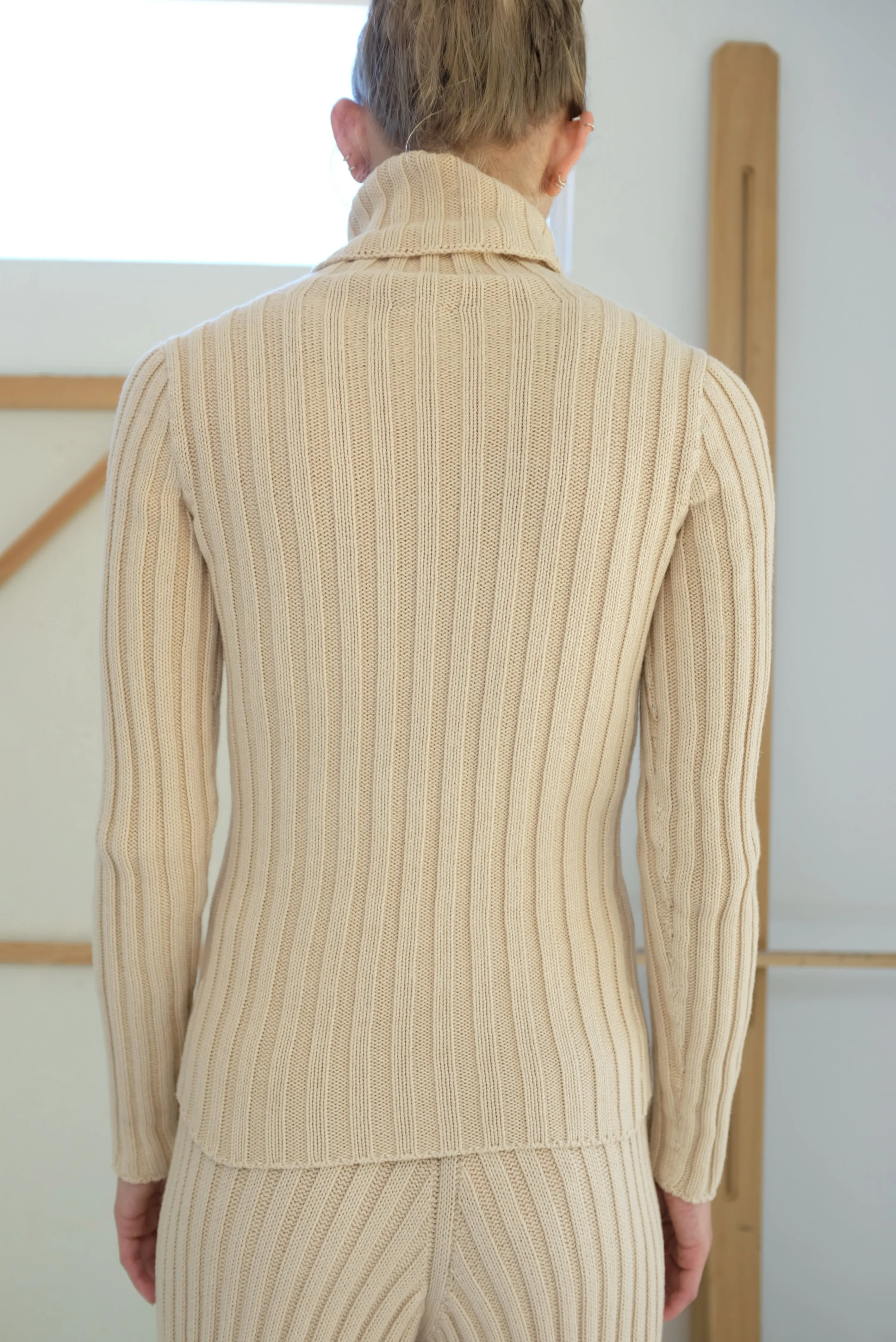 Baserange Samin Turtleneck Corda