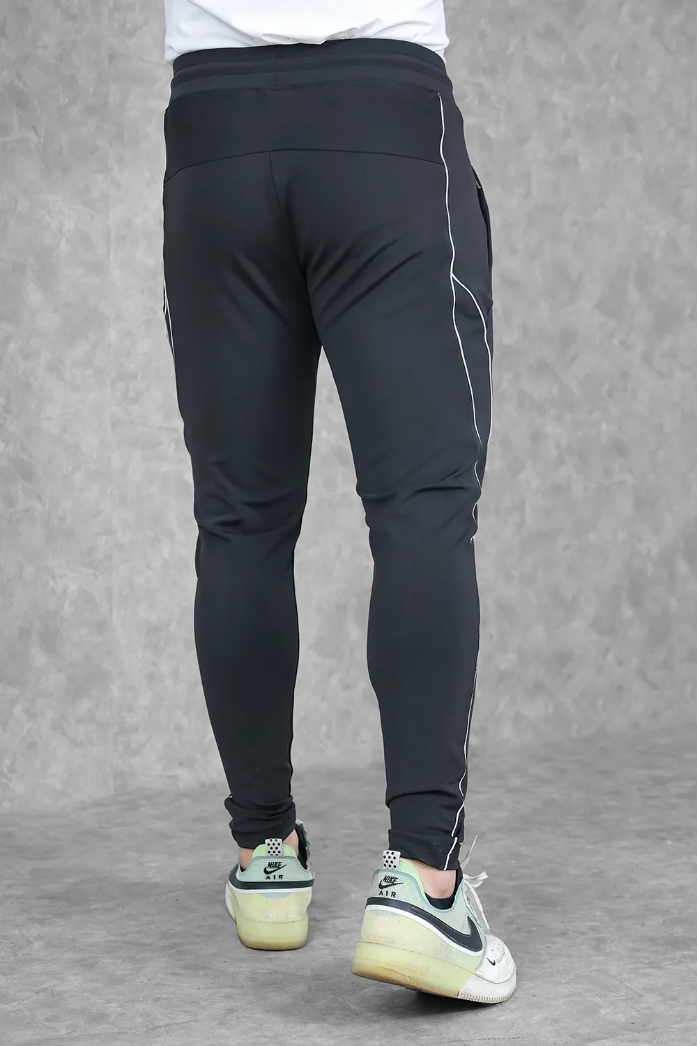 Carbon Jogger- Black