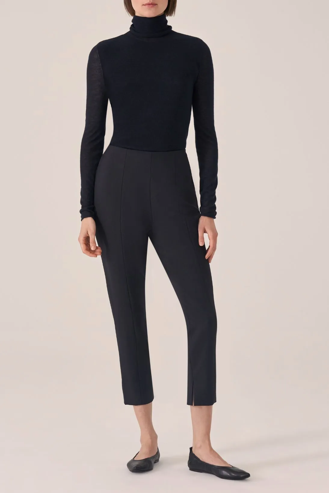 CASHMERE FEATHERWEIGHT TURTLENECK