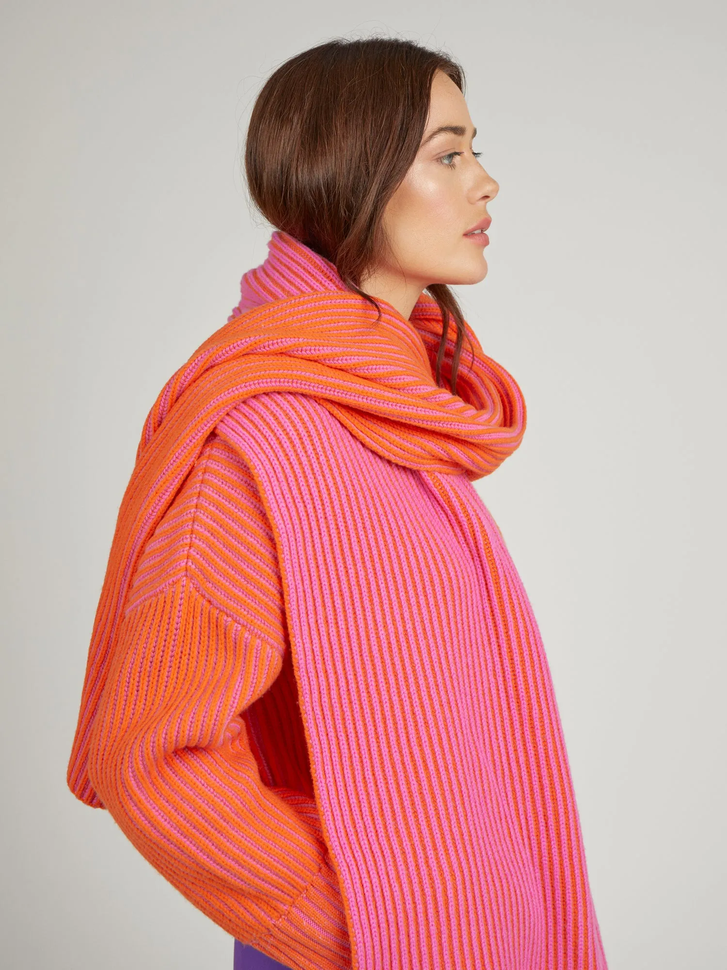 Eirwen Chunky Rib Scarf - Chateau Rose