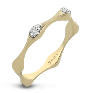 Fashion Ring in 18k Gold with Diamonds