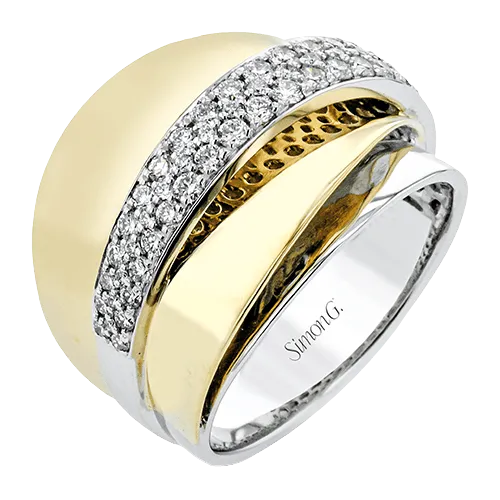 Fashion Ring In 18k Gold With Diamonds