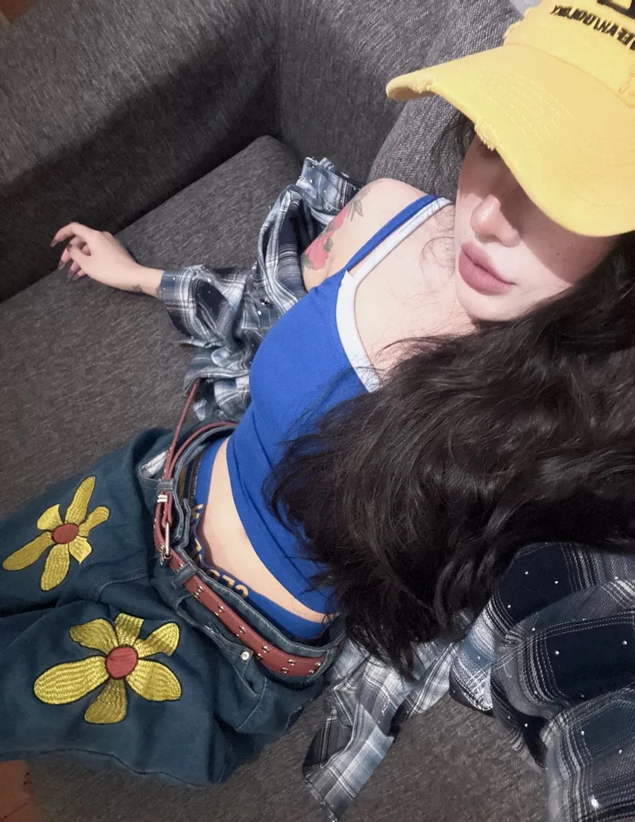 Floret Embroidery Jorts