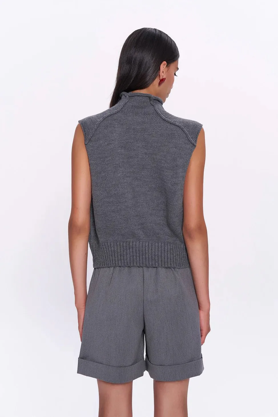 Gray Reverse Sewing Detailed Knitted Sweater