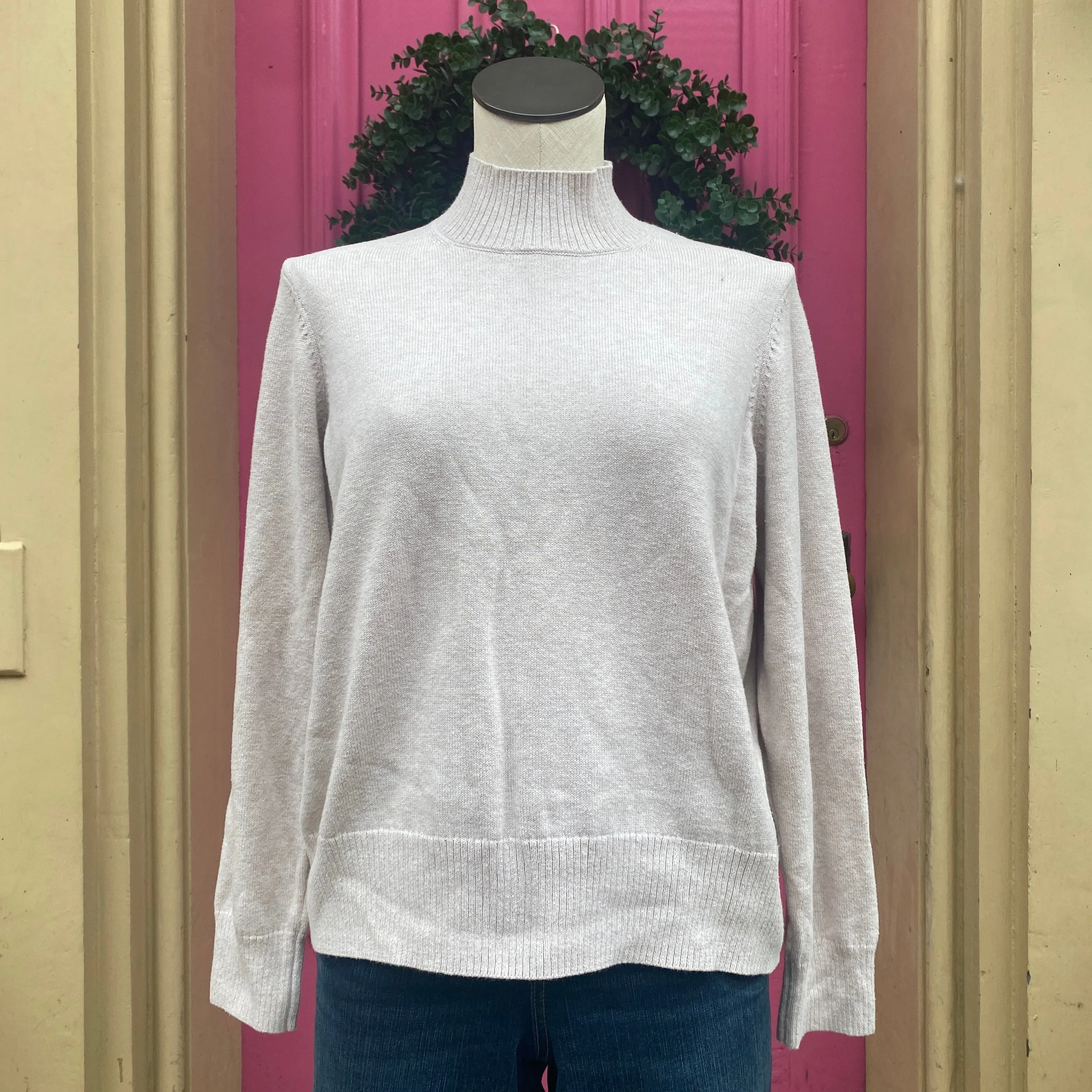 Old Navy beige sweater size L