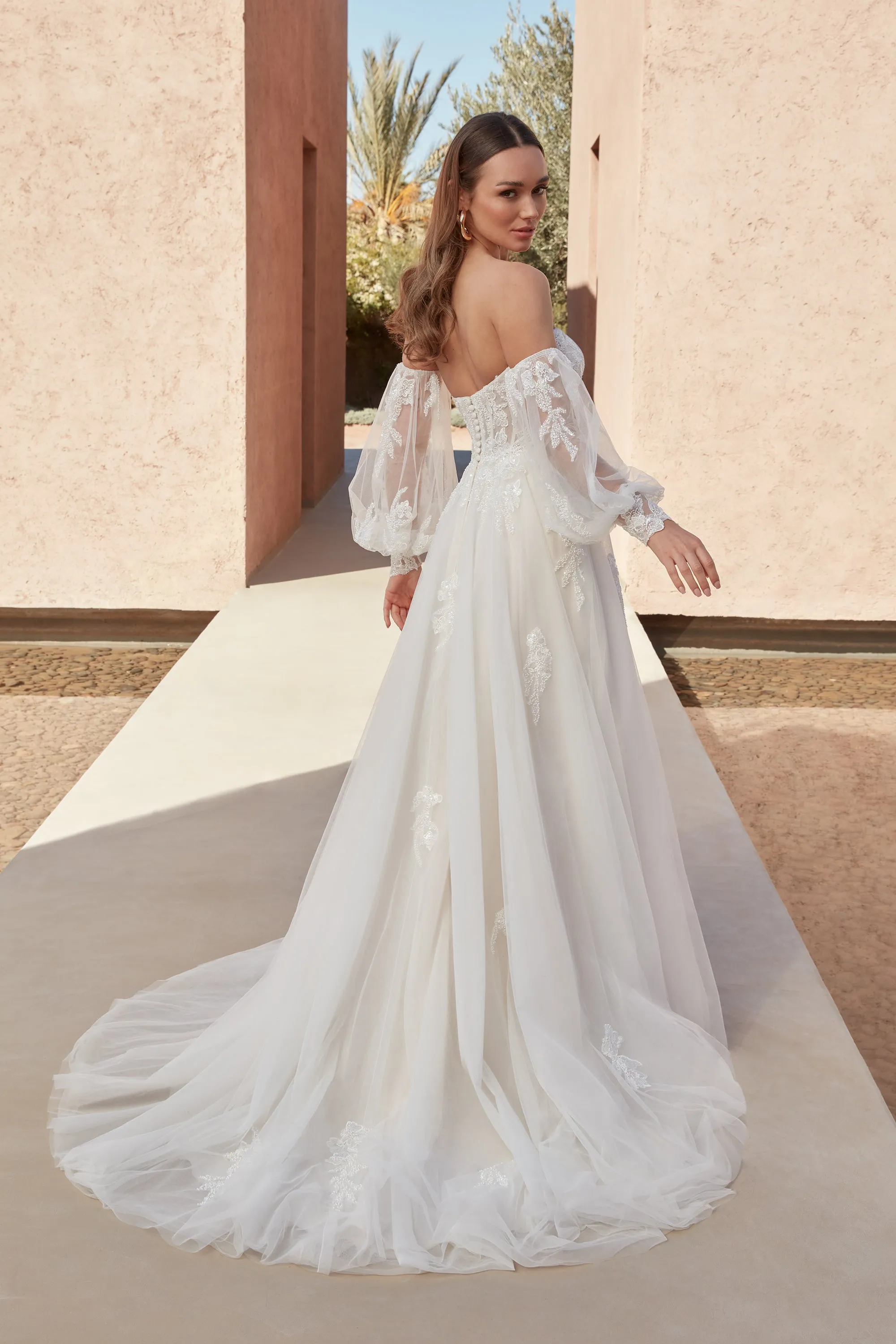 Sanika (11322LND)