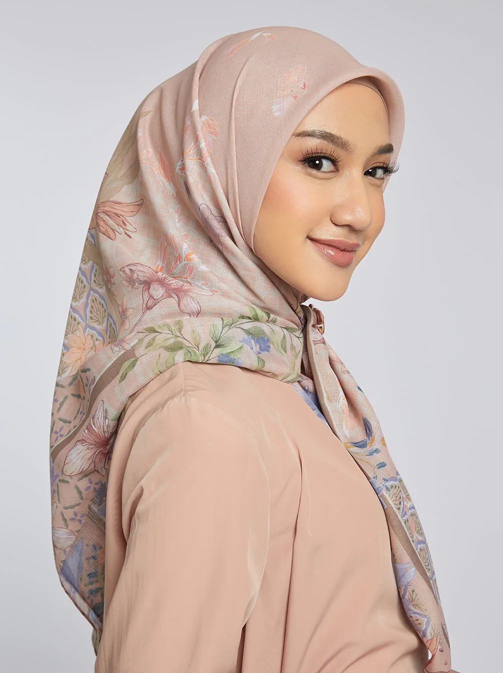 TEMIMA SCARF PETAL