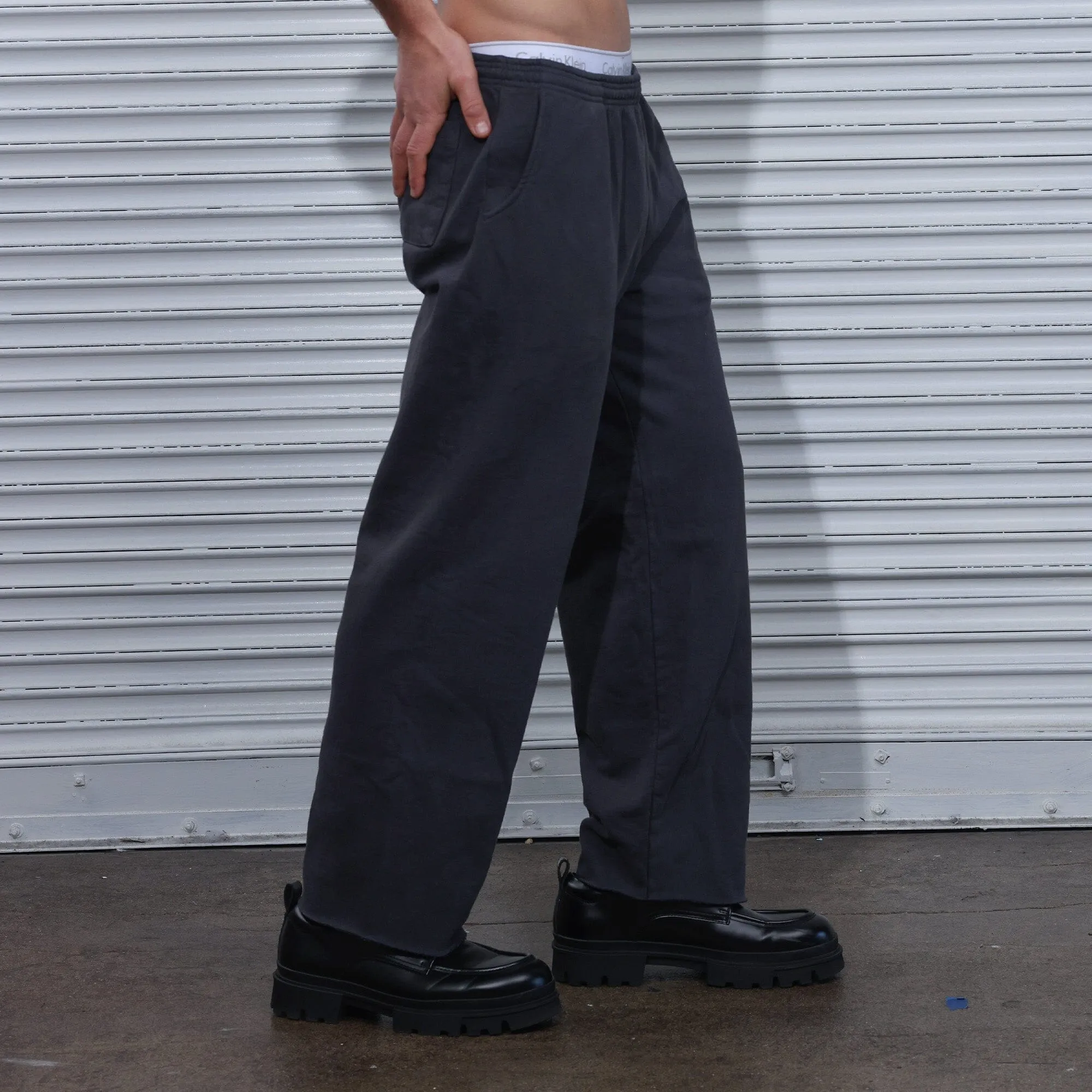 The Ludlow Crop Sweatpants
