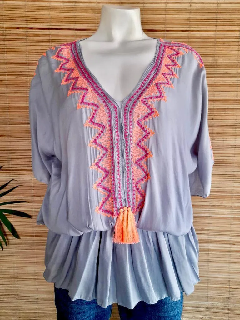 TOP NECI in 4 Colors