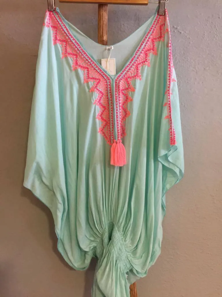 TOP NECI in 4 Colors