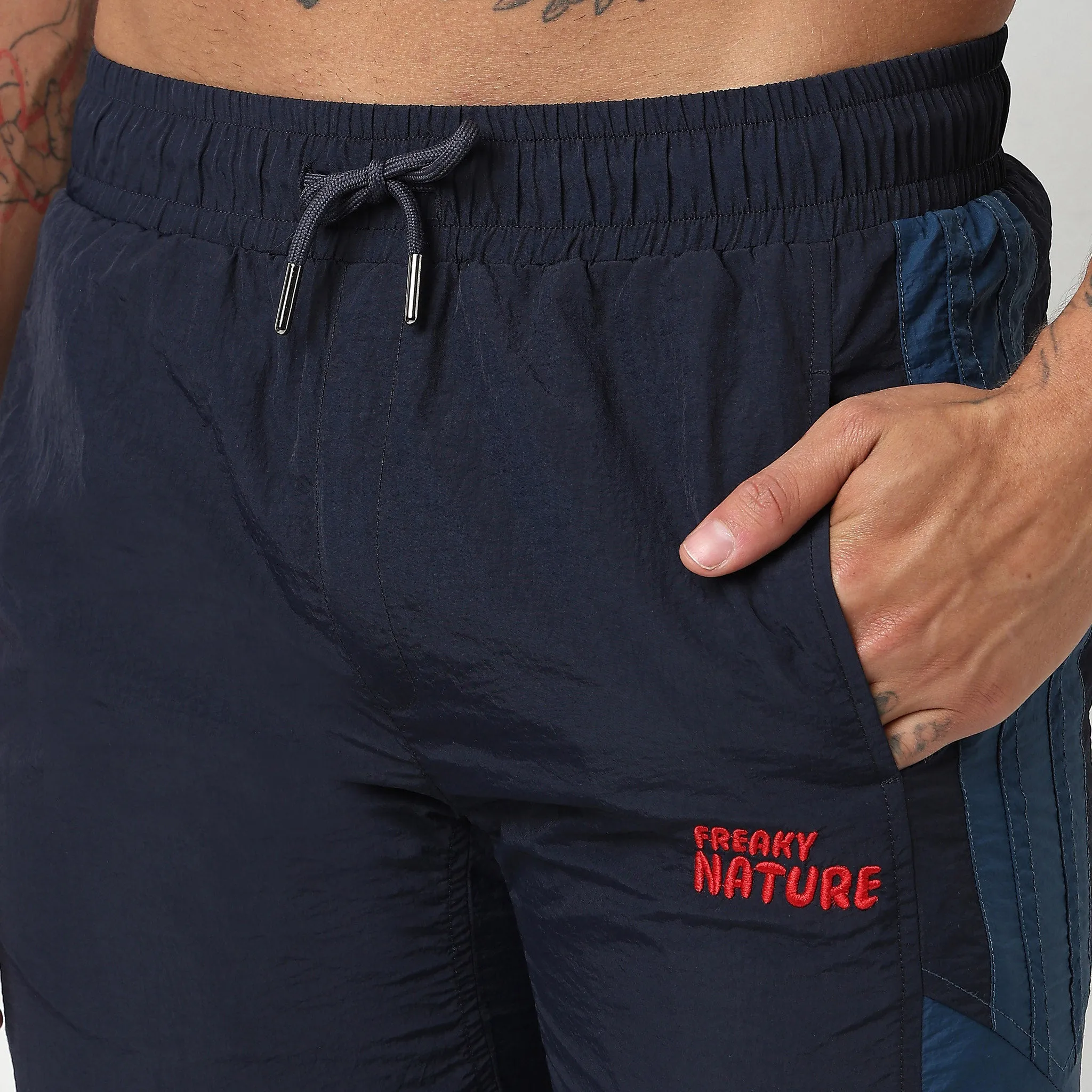 Tropadelic™ Joggers - Polyamide Trendy Joggers with Block Patch - Mid Rise