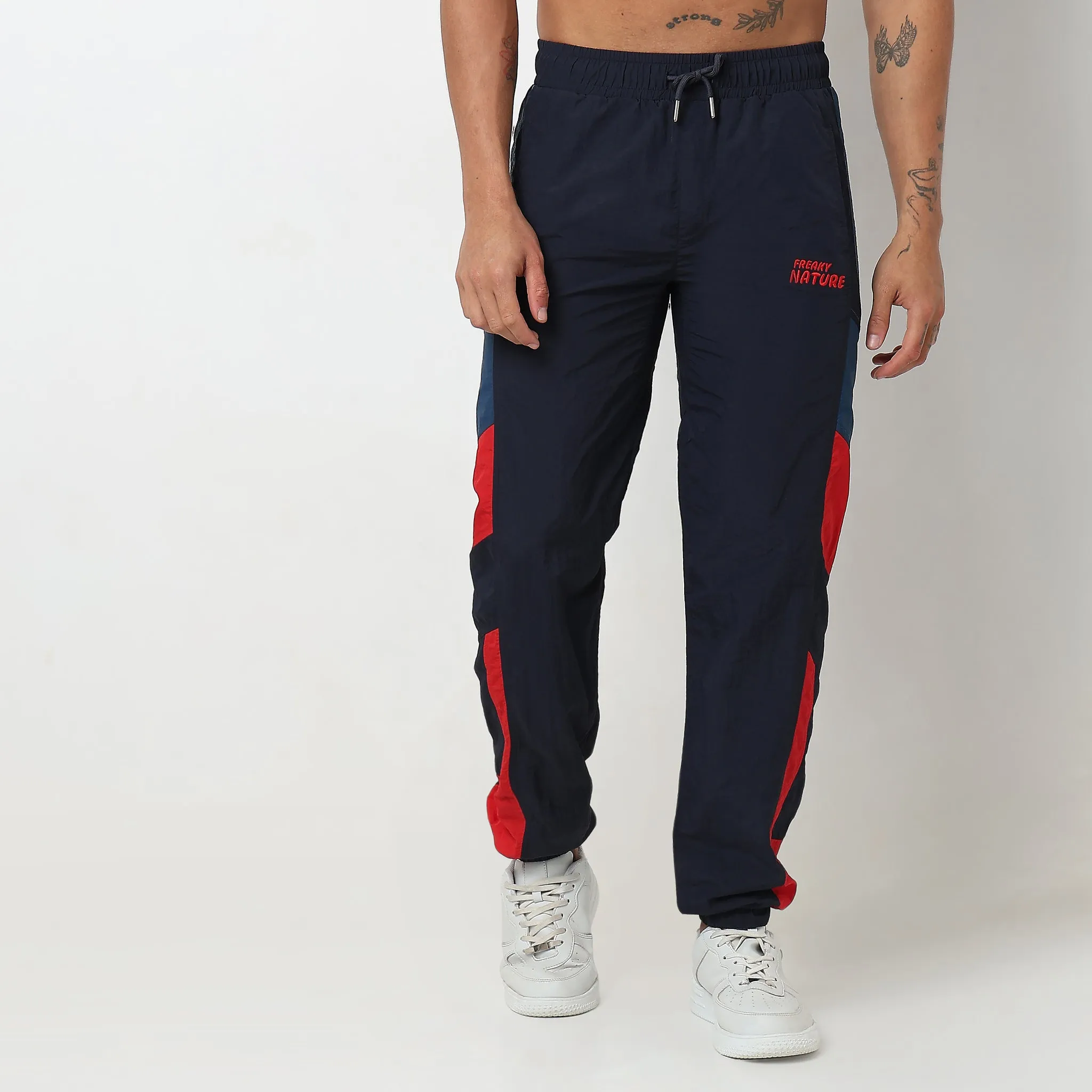Tropadelic™ Joggers - Polyamide Trendy Joggers with Block Patch - Mid Rise