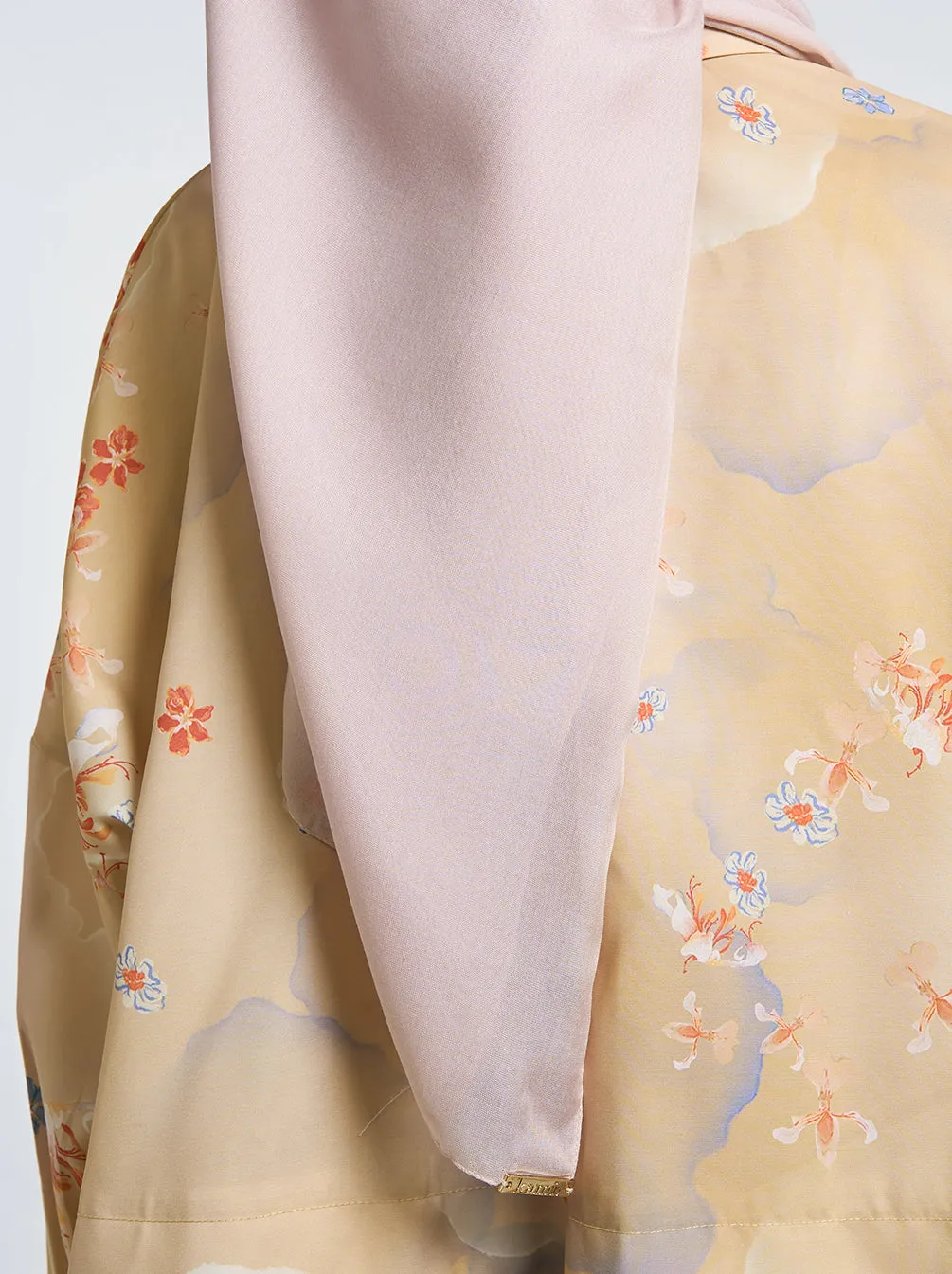 ULTRA PARIS SCARF PLAIN BUTTERCREAM