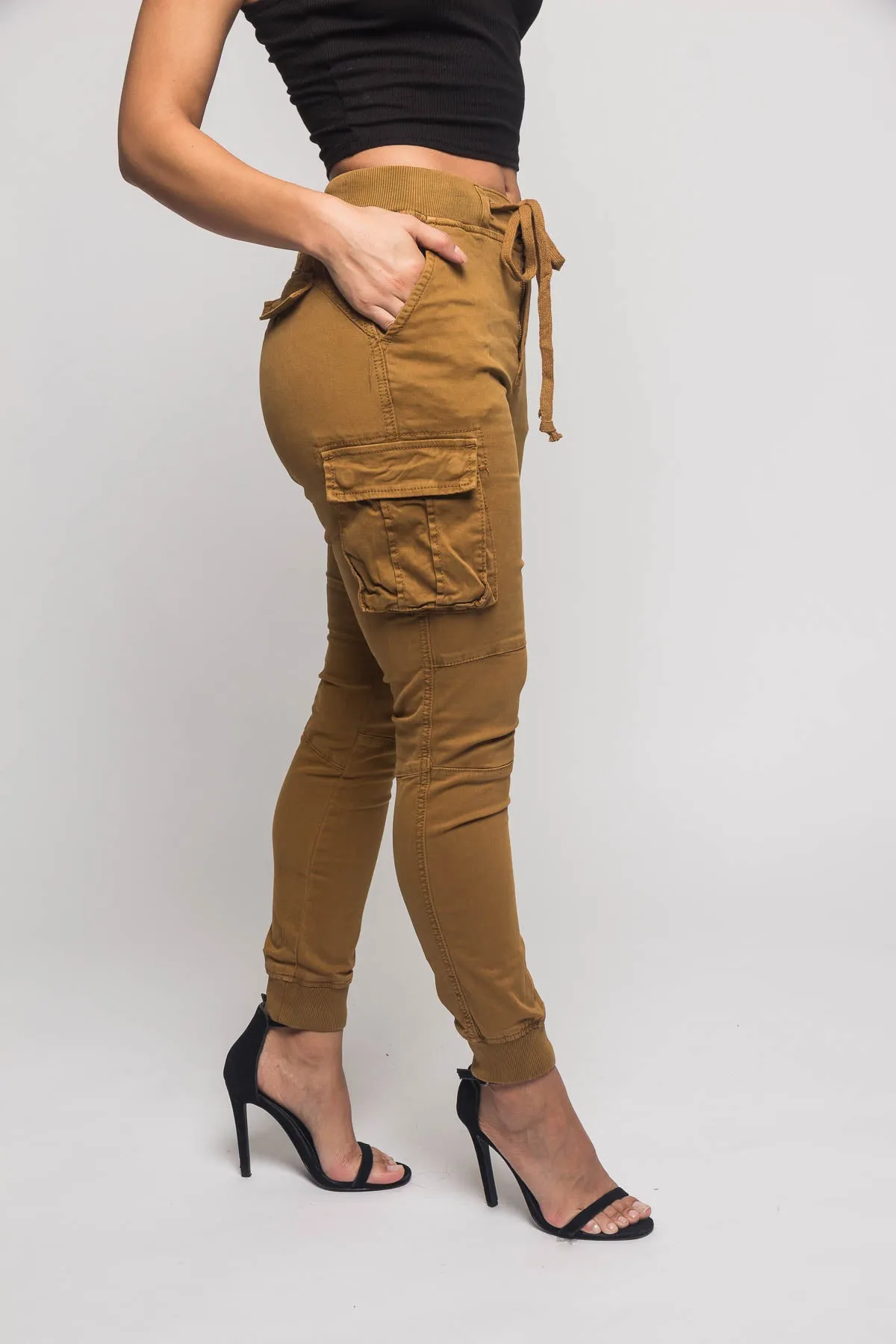 Women's Essential Colored Cargo Joggers