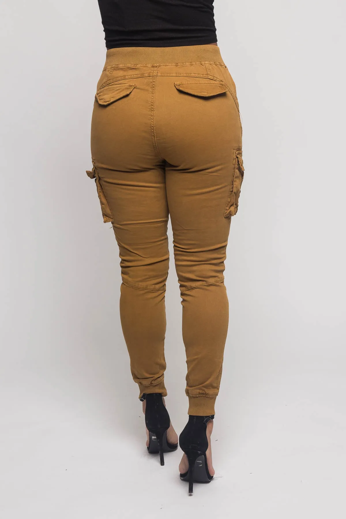 Women's Essential Colored Cargo Joggers