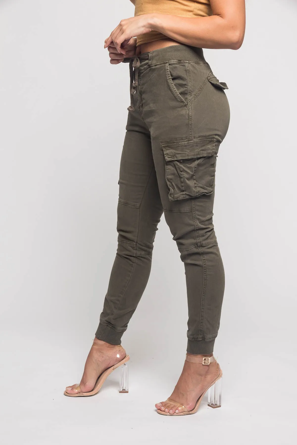Women's Essential Colored Cargo Joggers
