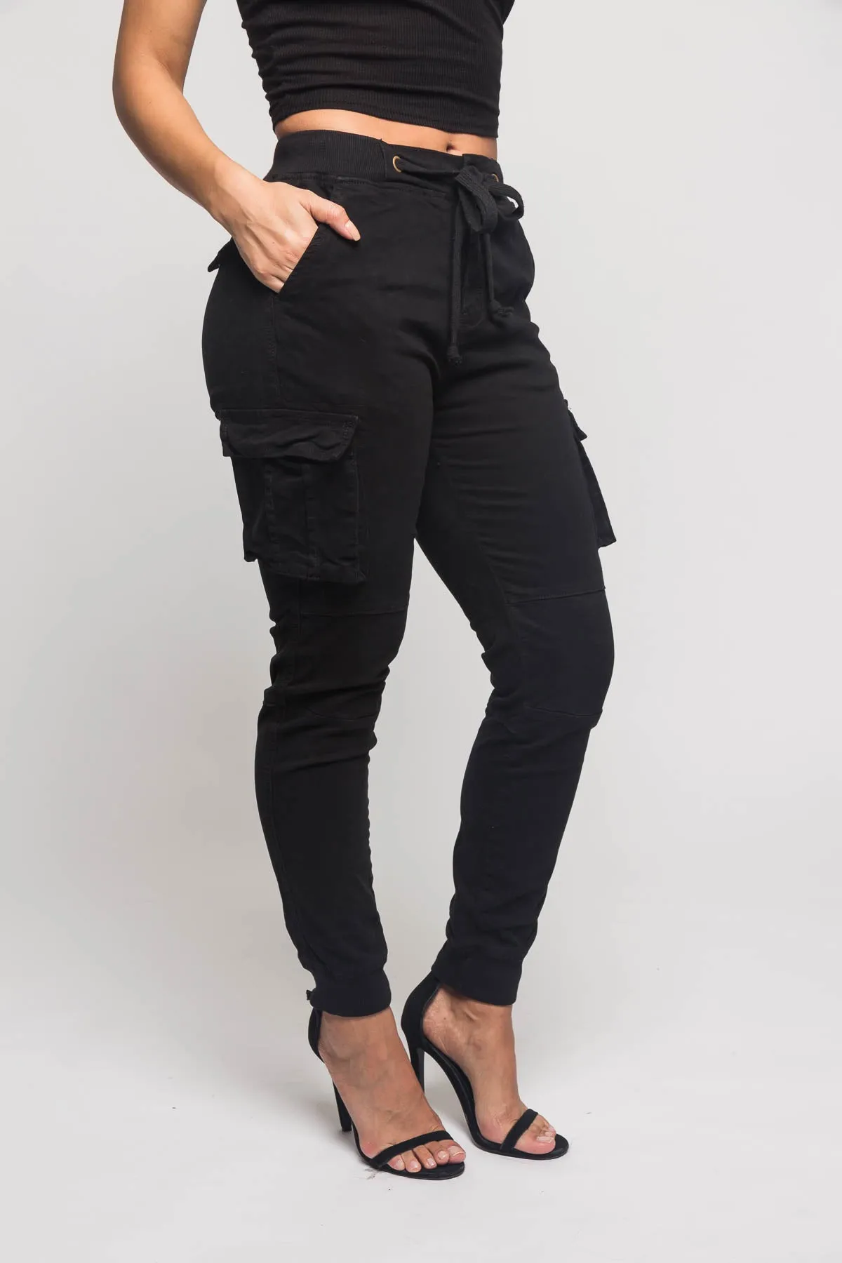 Women's Essential Colored Cargo Joggers