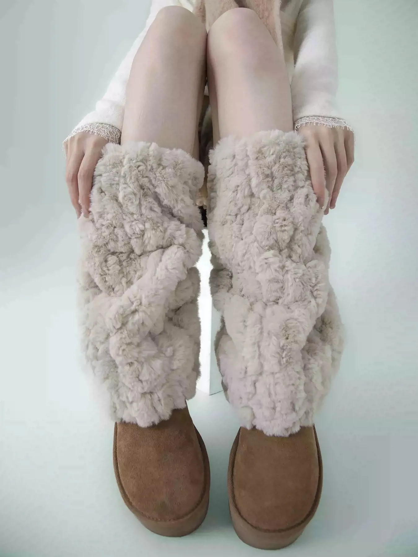Zoe Fluffy Leg Warmers