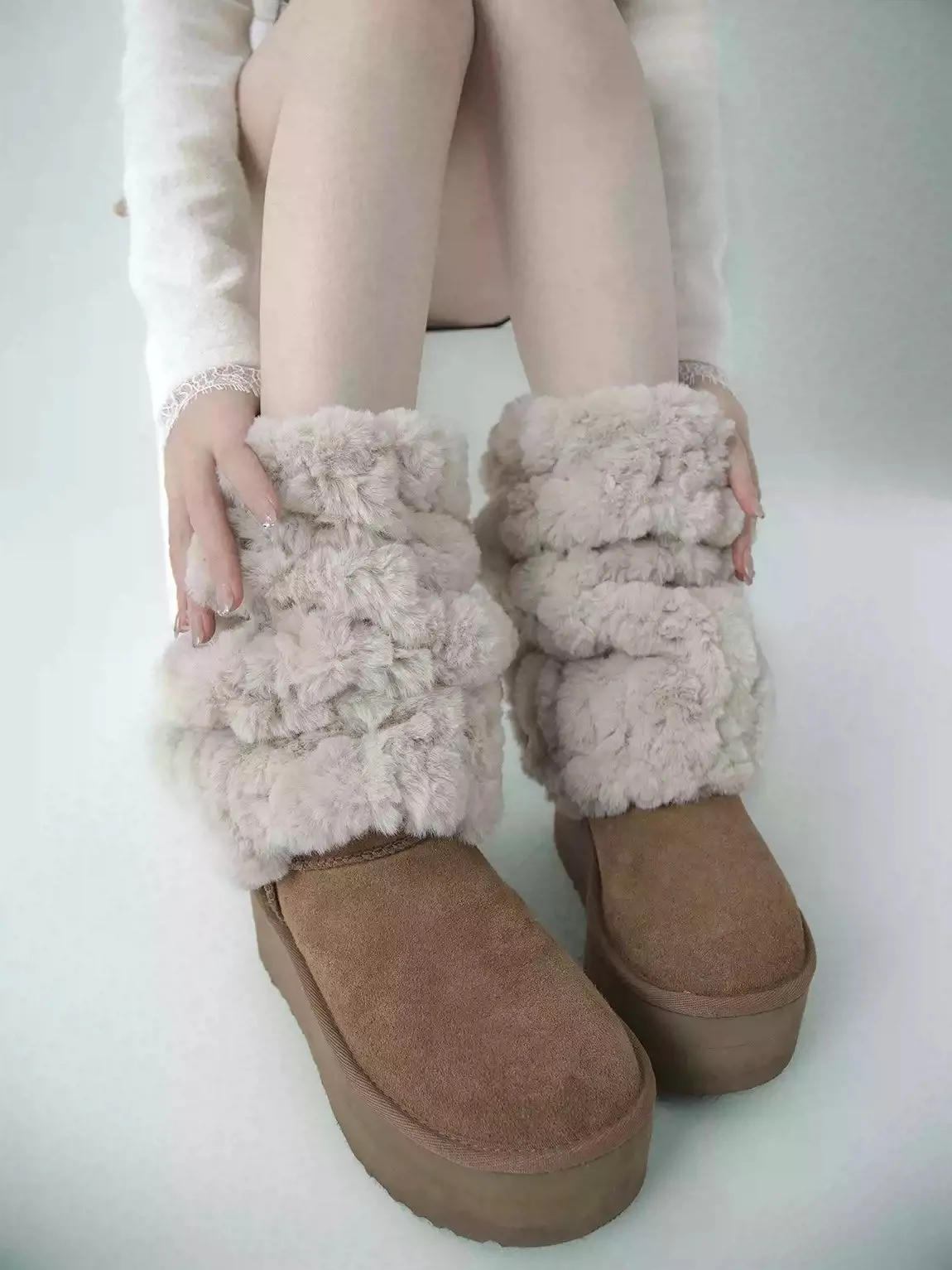 Zoe Fluffy Leg Warmers
